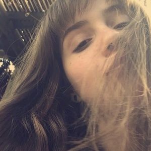 Meet your Posher, Abby